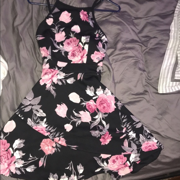 Floral dress - Picture 1 of 2